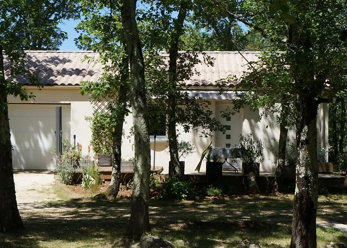 Clos L\'Oustal