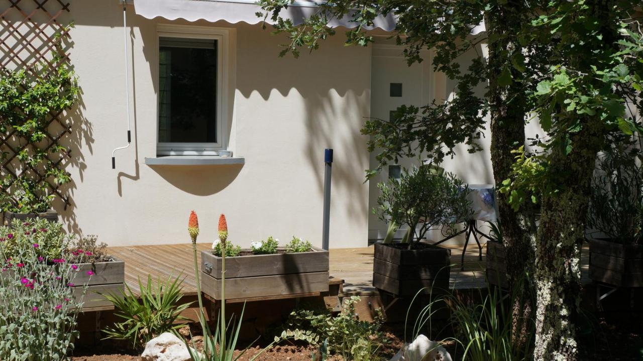 Clos L'oustal Holiday home *